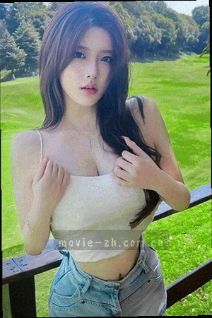 青绿渐变叠加胶片齿孔纹样的抽象封面